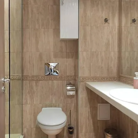 Beachfront Panoramic Flat @ South Bay Apartament Varna