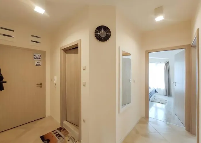 Apartment Beachfront Panoramic Flat @ South Bay