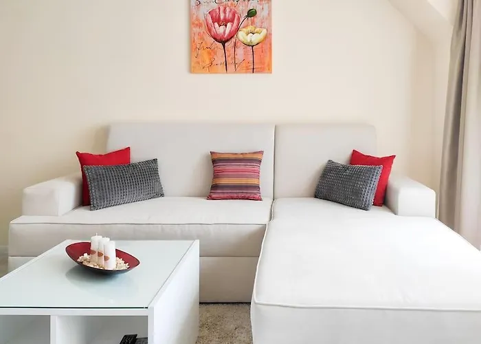 公寓 Beachfront Panoramic Flat @ South Bay 瓦爾納